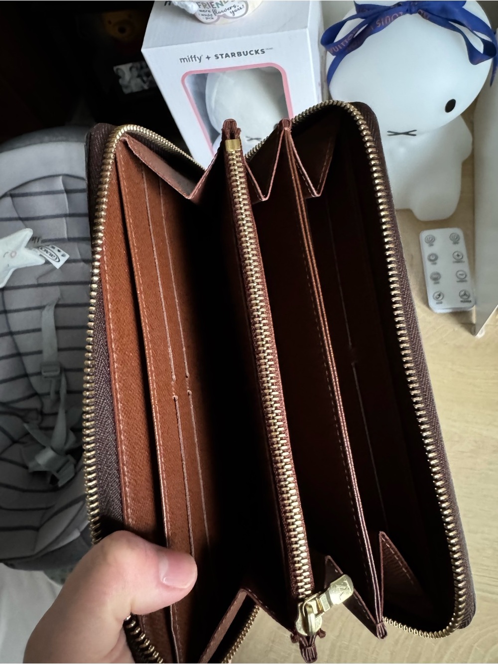 Louis Vuitton Monogram wallet - Picture 5 of 6